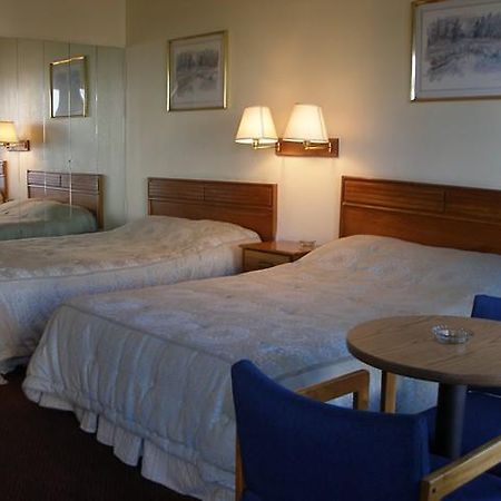 Scottish Inn Henderson Habitación foto